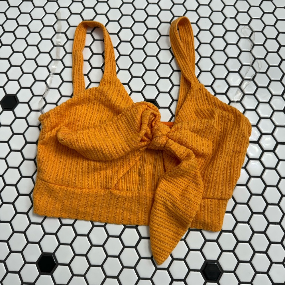 Akira tie in front crop top sleeveless size small